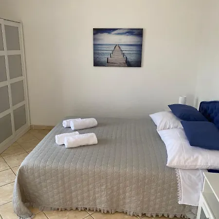 M&n Trogir